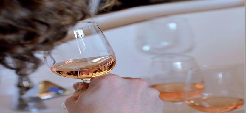 Conditionnement des vins rosés : comment maîtriser l'évolution